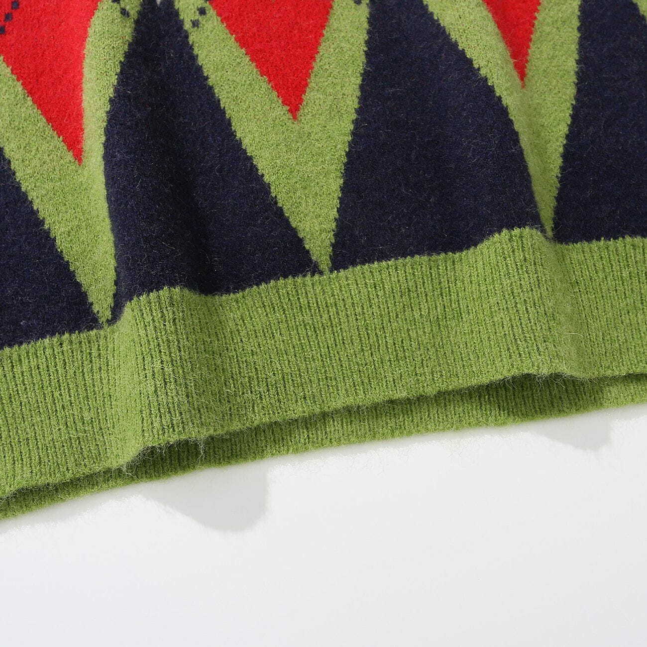 diamond knit sweater vest vintage chic statement 4357