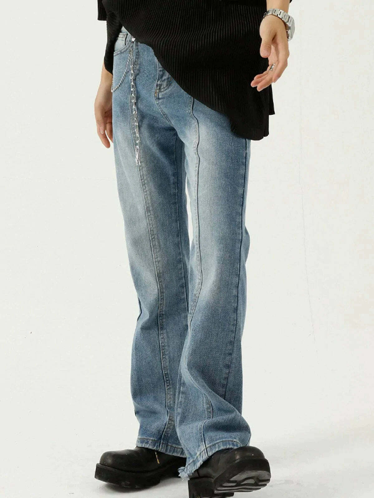 frayed microflare jeans urban chic essential 4574